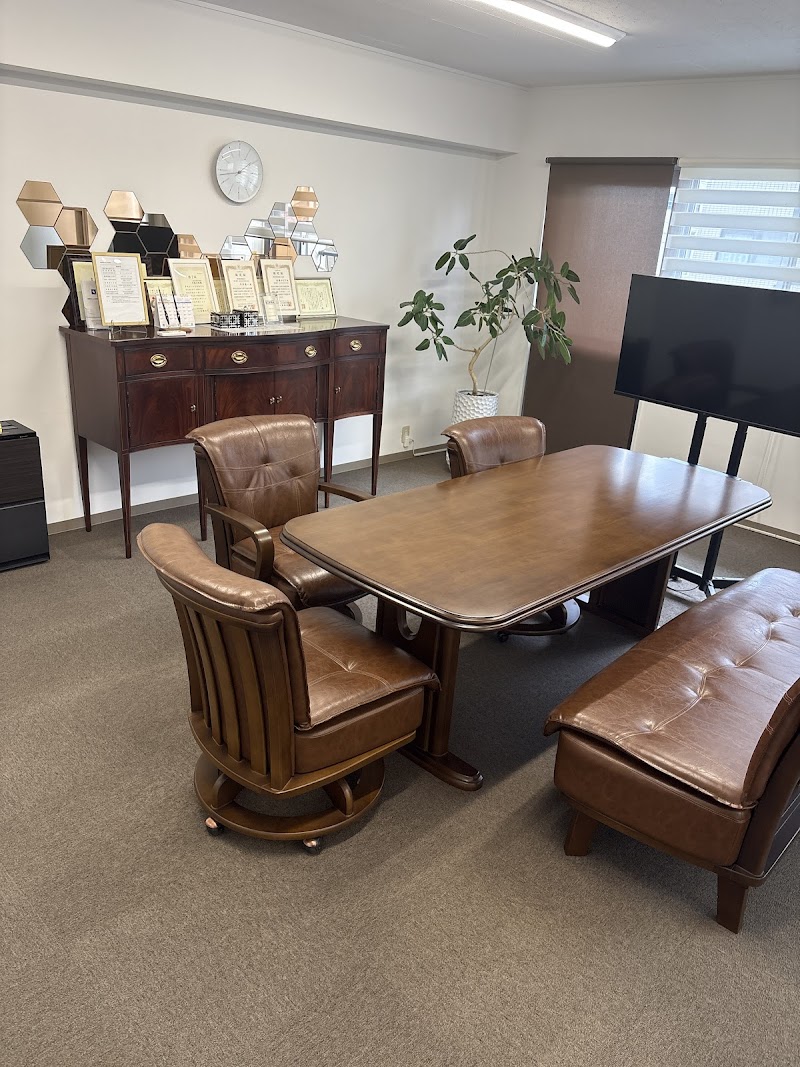 楓女性調査事務所 名古屋本社の写真 4